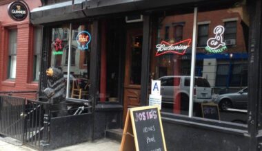 Violent pair pistol-whips man, steals luxury watch, cash outside NYC bar: cops