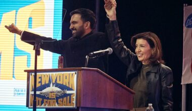 Will Mamdani's endorsement of Hochul help her beat Blakeman?