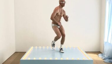 The Met to Present First Major Felix Gonzalez-Torres Show in NYC in Decades