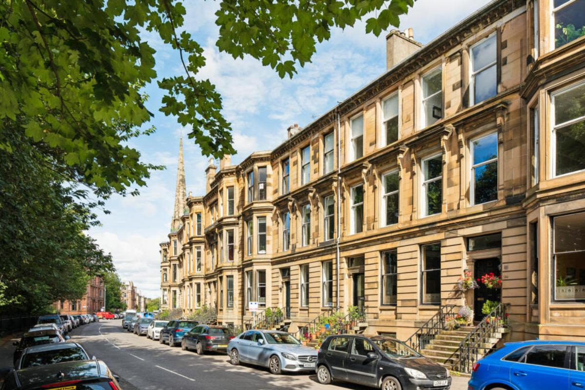 'Rare' Queen's Park flat with stunning views hits market for over £400k