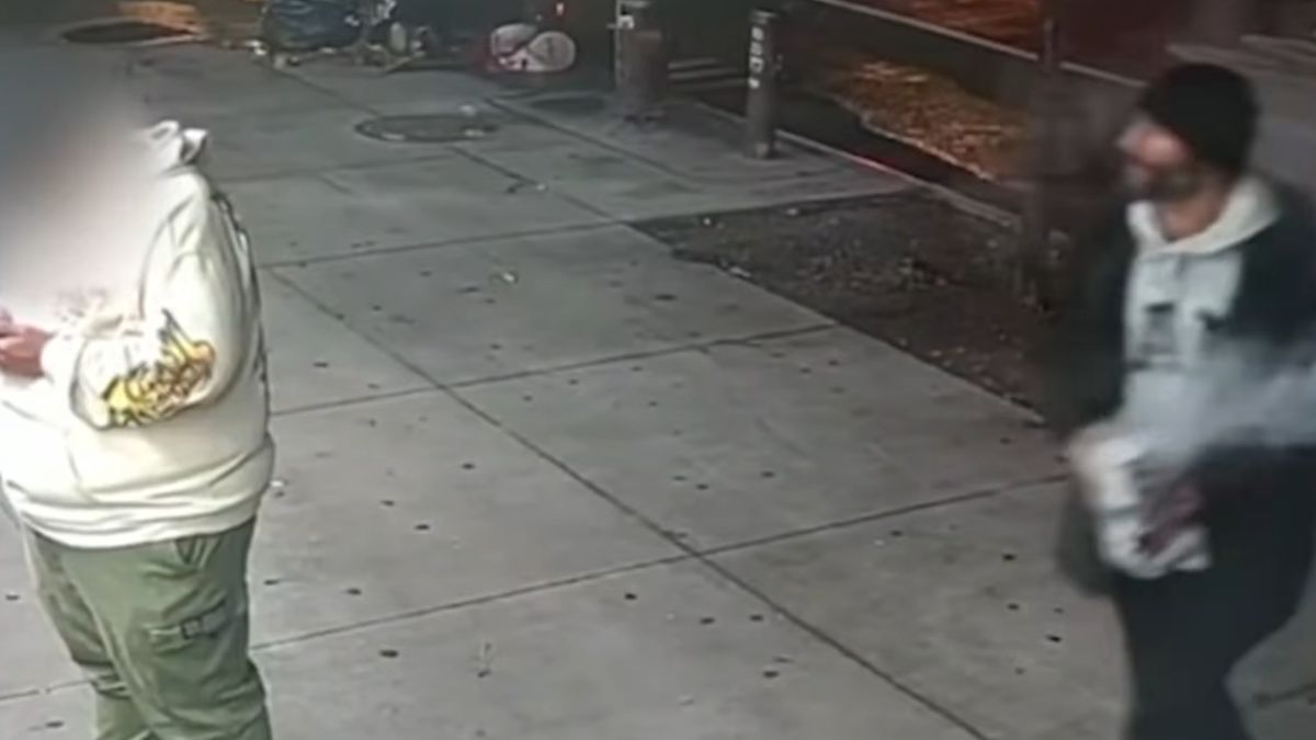 Video Shows Stranger Pour Steaming Substance on Man Outside NYC Restaurant