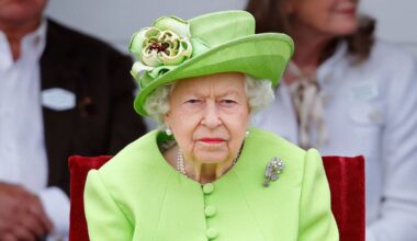 Royals fear Queen Elizabeth's 'gatekeeper' could 'break all the rules' like Prince Harry in TV documentary