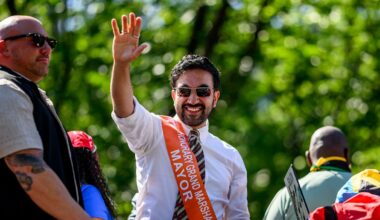 NYC Mayor Mamdani gets a Mexican welcome at Brooklyn parade