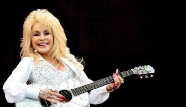 Manhattan Gives Dolly Parton a Major Honor With Clever ‘9 to 5’ Twist