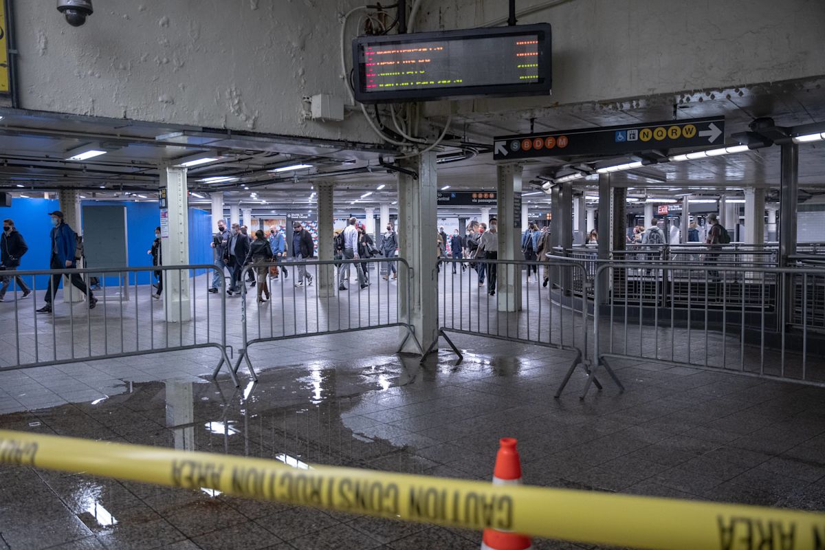 State of Emergency Declared in NYC as Nor’easter Cancels Major Festivals