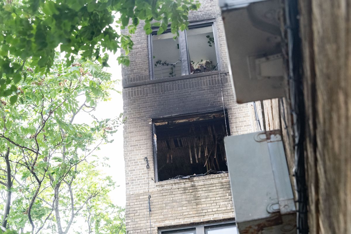 One dead in apartment fire in the Bronx, four firefighters and six residents hurt