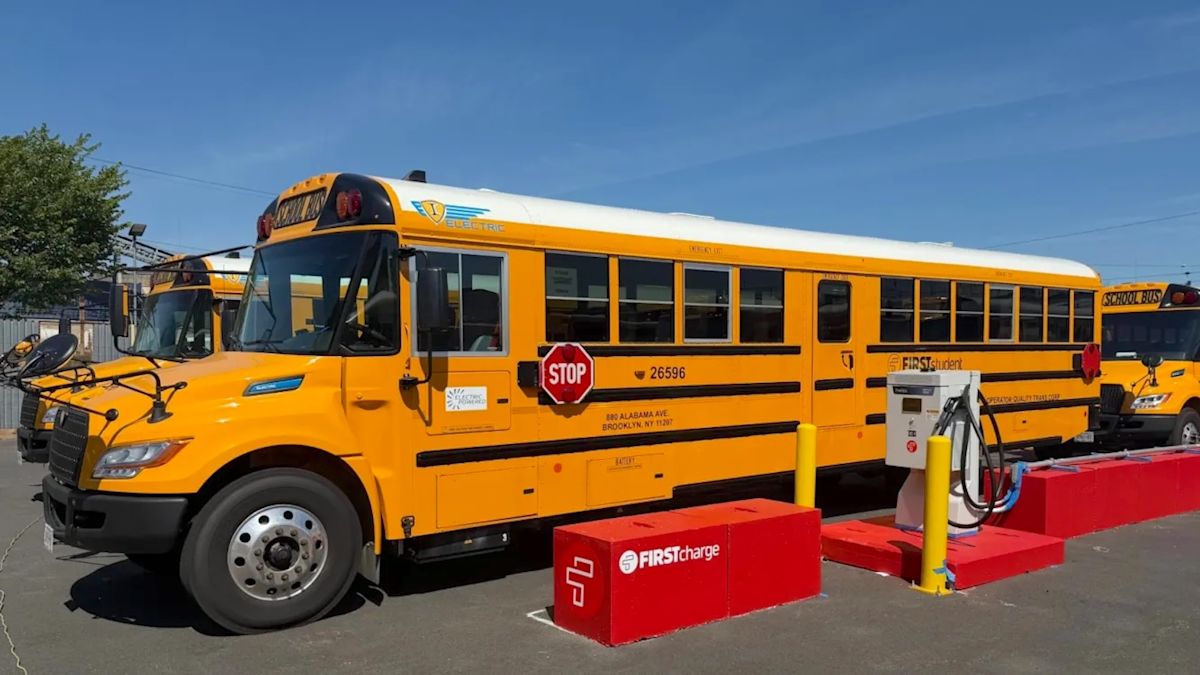 A New York pilot is speeding electric school bus rollouts with less construction