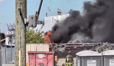 Worker found dead, 2 firefighters hurt after apparent explosion on barge on Staten Island