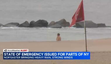 Flood threat from nor'easter remains in New York City