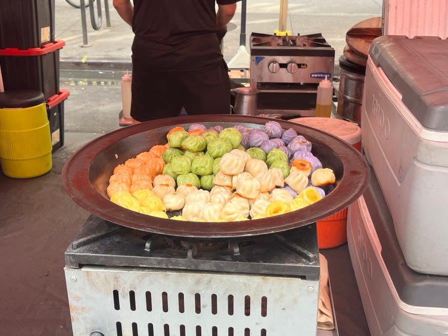 Indulge in $1 dumplings at NYC’s annual Momo Crawl