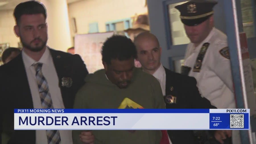 Man charged with killing NYC mom in presence of her child: police