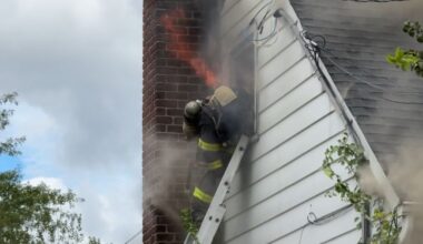 Multiple firefighters injured in Queens house fire: FDNY