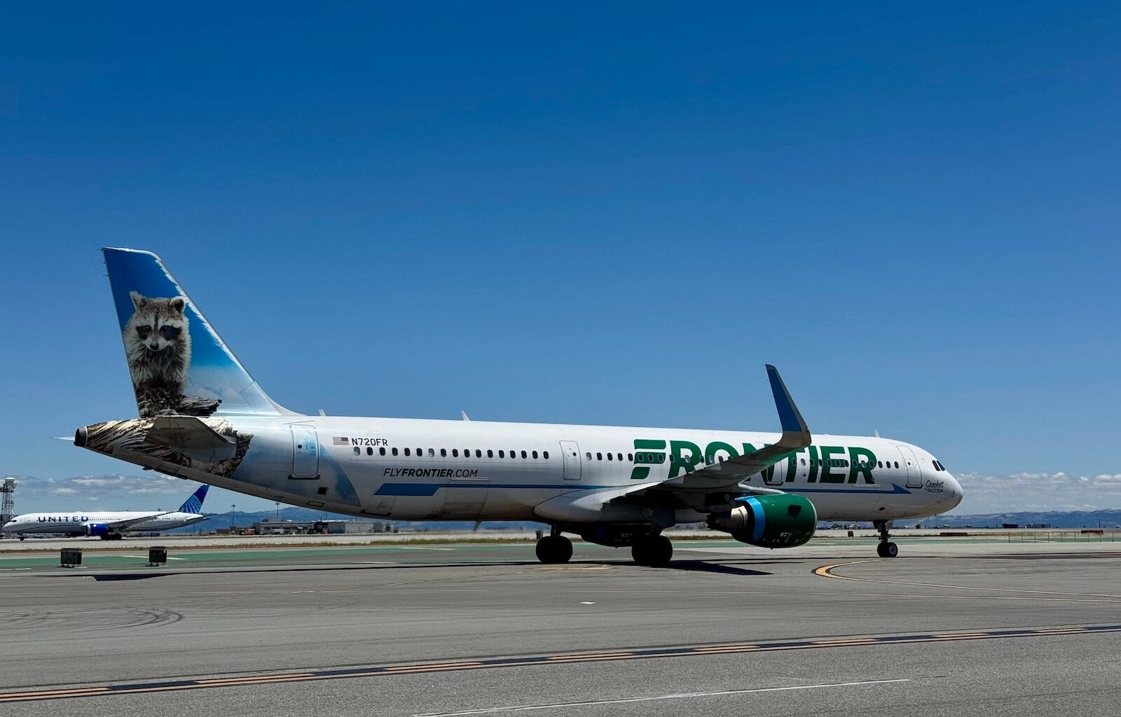 Frontier Airlines will end service at New York's JFK
