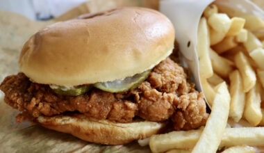Who Makes A Healthier Classic Chicken Sandwich, Sonic Or Dairy Queen?