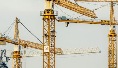 In 2023, a failed hydraulic hose connection caused a tower crane at a 45-story Manhattan construction site to catch fire and collapse its 165-foot boom. The investigation that followed led New York City to require fire suppression and detection systems on every diesel-powered tower crane operating in the city.