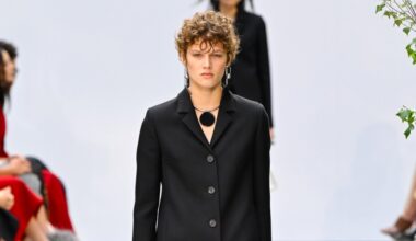 Michael Kors Spring 2027 Ready-to-Wear Runway, Fashion Show & Collection Review [PHOTOS]