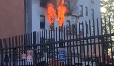 News 12 | Bronx | Six People Including 2 Firefighters Injured In West Farms Fire