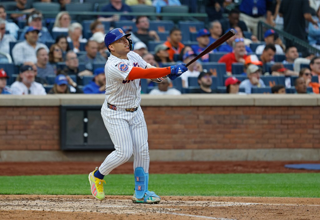 New York Mets catcher Francisco Alvarez hits a three-run home run.