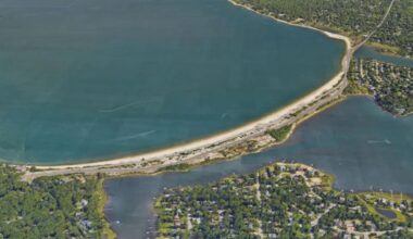 NYC triathlete Lin Chung dies after he's found unconscious in water during Hamptons race