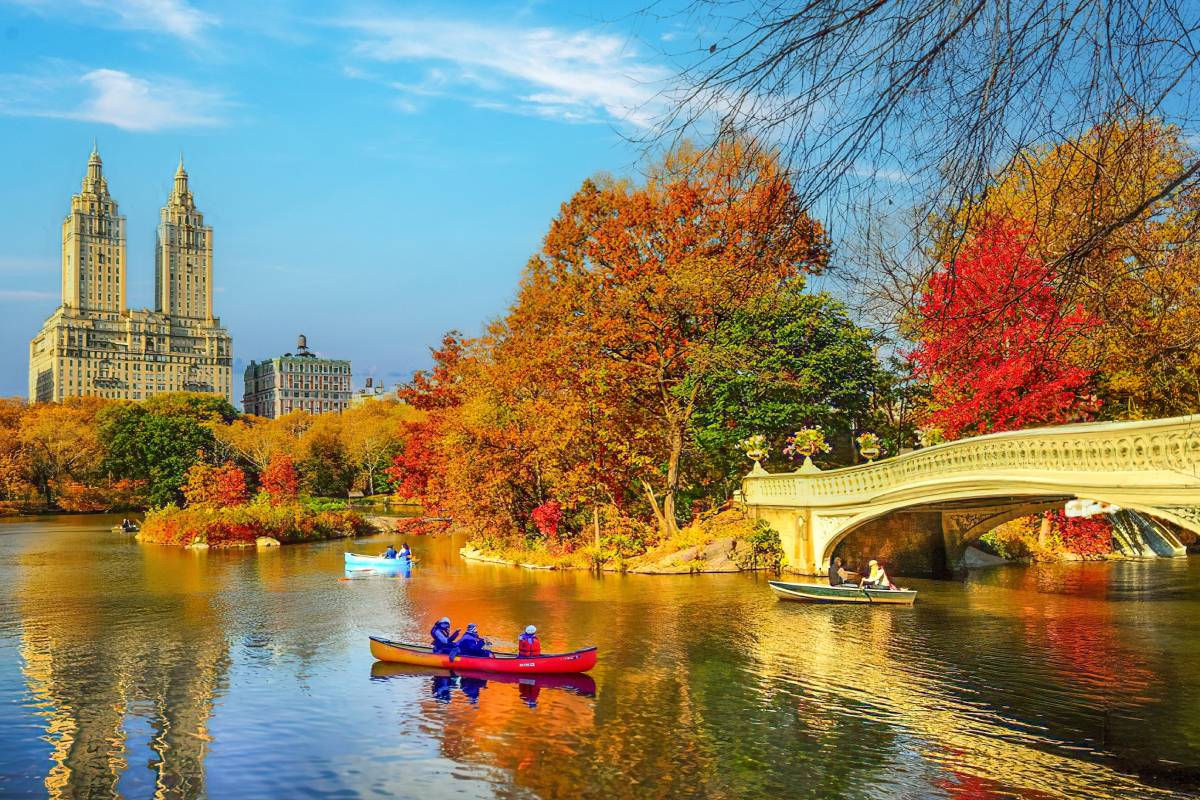 NYC’s 33 best September happenings—the biggest Italian festival in the U.S., NYC’s original county fair, 2-for-1 Broadway tickets, & more