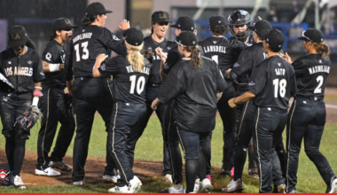 Los Angeles Queens Advance to Women's Professional Baseball League Championship Series
