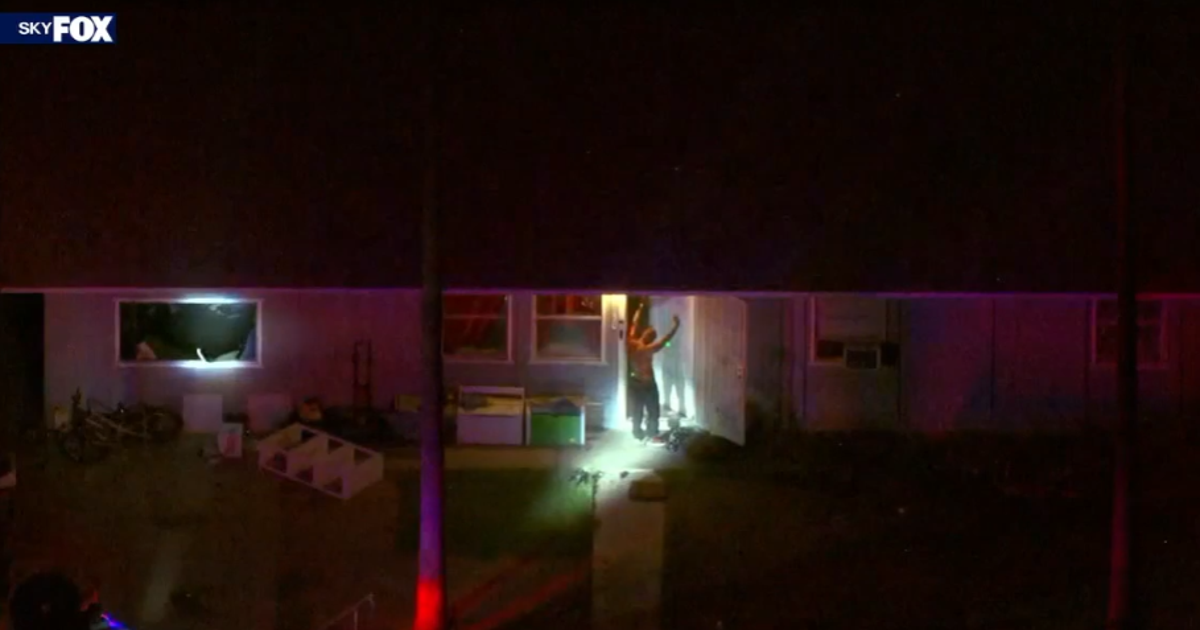 Police barricade situation in Queen Creek ends with man arrested after standoff