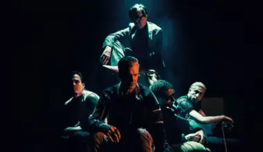 Queens Of The Stone Age's "Where The Goth Girls At?" Music Video Debuts