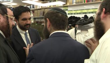 NYC Mayor Mamdani meets with Jewish leaders in Borough Park ahead of Rosh Hashanah