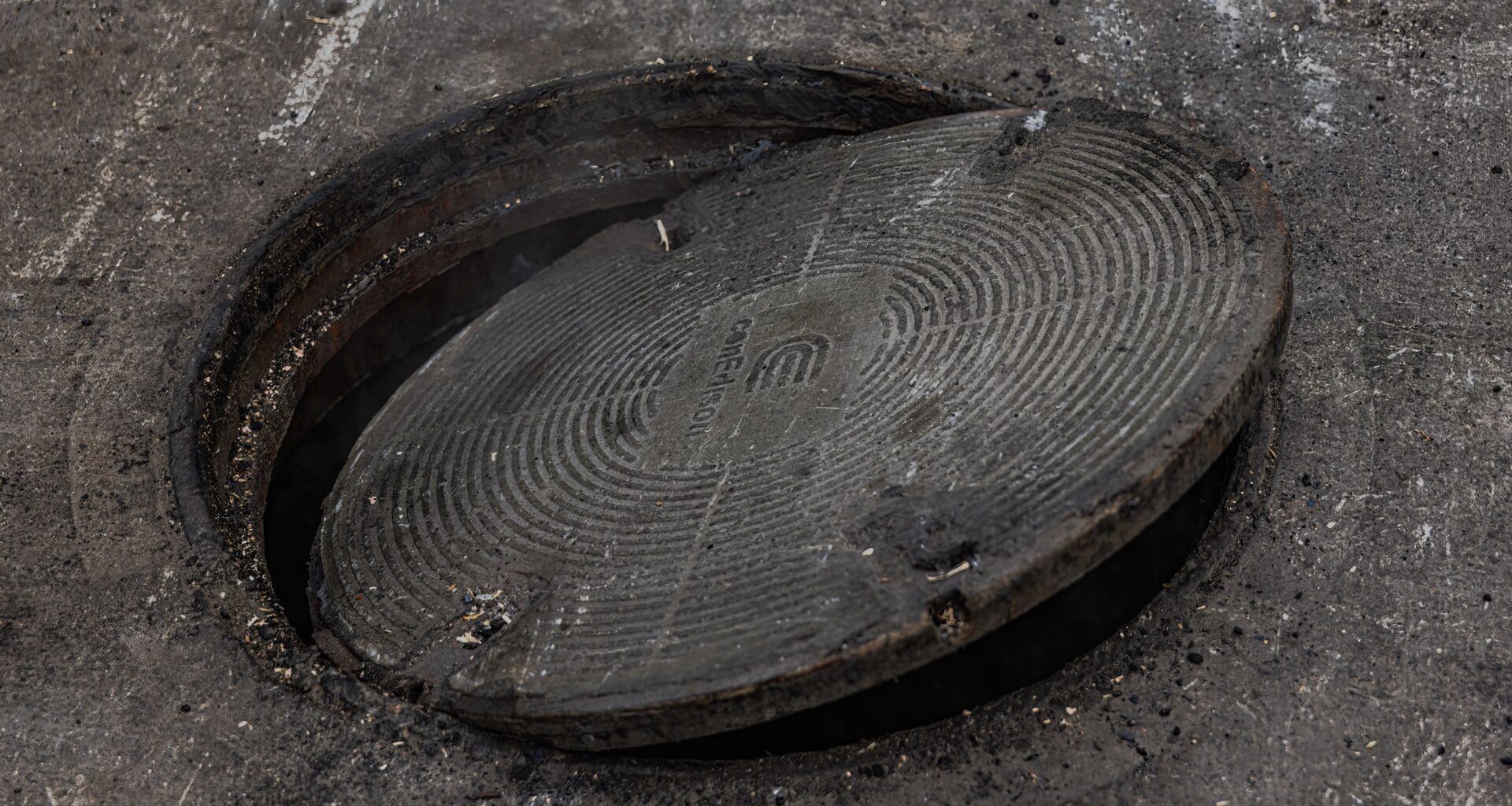 NYPD arrests 2 seen exiting Manhattan manhole, sparking security sweep ahead of Netanyahu visit