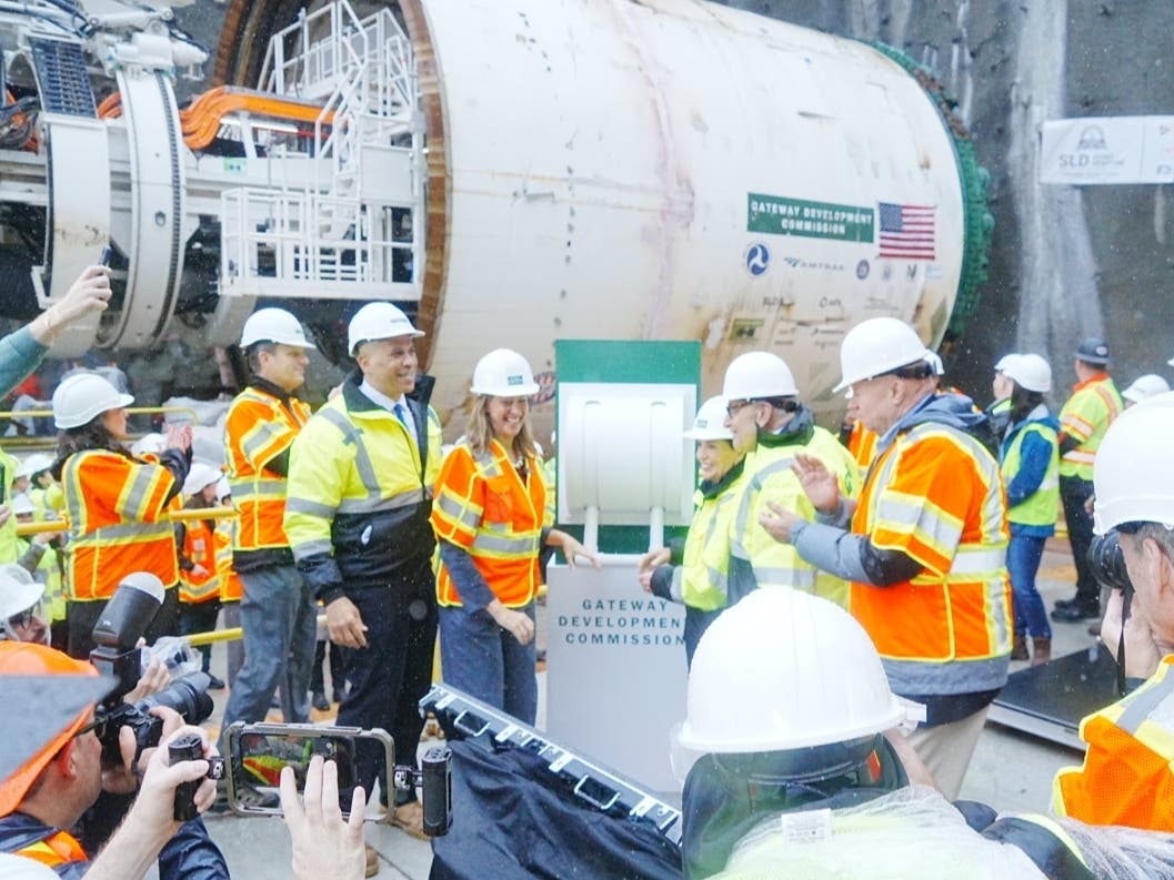 New Train Tunnel Between NJ, NY Takes Big Leap Forward