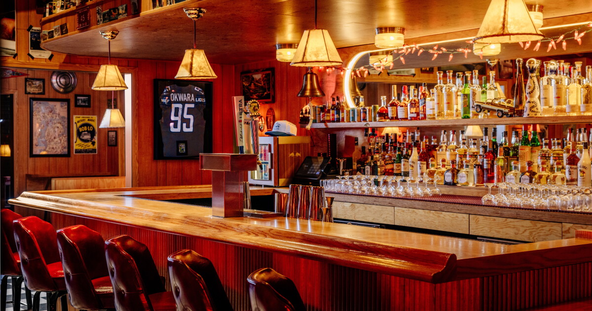 New York bar Ray's officially opens Detroit location in Parker's Alley