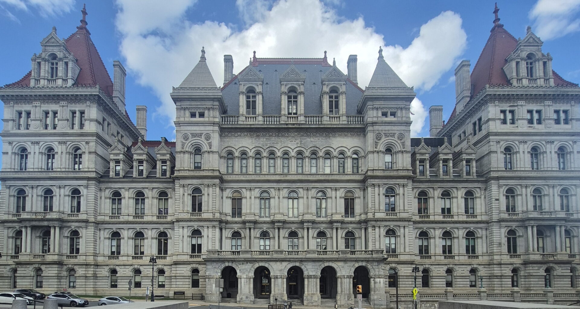 Federal judge strikes down NY climate change law