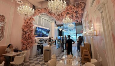 Viva La Dough Opens New Kosher Cafe in Midtown Manhattan • YeahThatsKosher