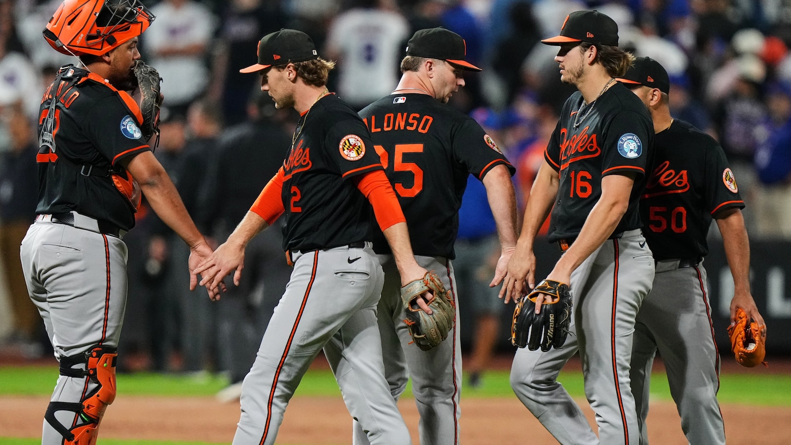 Alonso hitless in return to Queens but Henderson's homer eliminates Mets as Orioles win 2-1