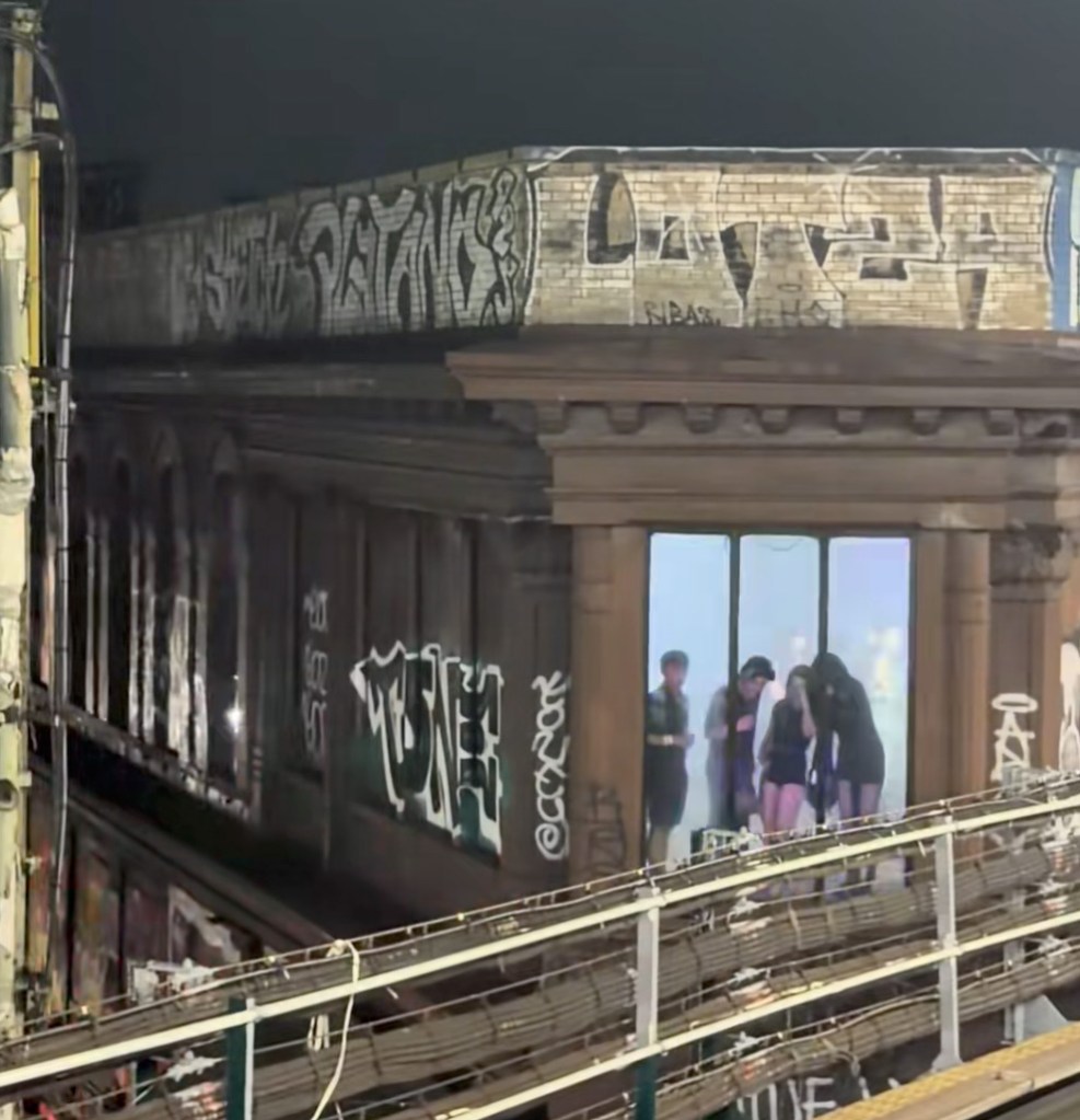 A view of the Market Hotel from the subway platform.