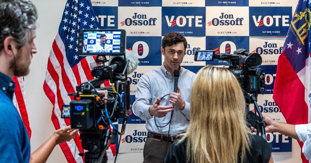 Democrats Tie Corruption to High Costs in Final Midterms Push