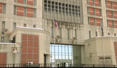 News 12 | Brooklyn | Mdc Correctional Officer Accused Of Taking Bribes From Inmates To Smuggle In Contraband