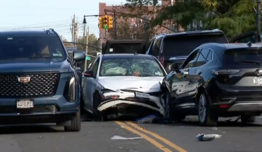 2 Pedestrians Are Killed in a 5-Car Wreck in the Bronx