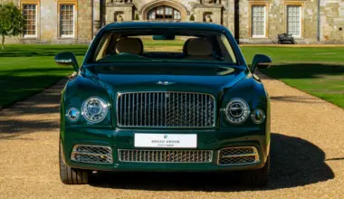 Queen Elizabeth II’s custom Bentley could fetch $520,000