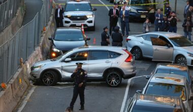 New York City man shot in car with child present by ICE agents: mayor