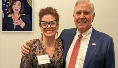 Star Dem-backer Debra Messing endorses GOP's Bruce Blakeman for NY governor: 'What we need'