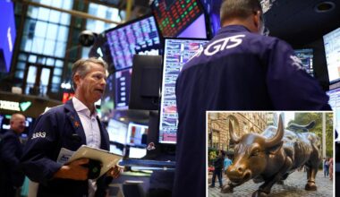 Wall Street on track for record-smashing $90B year: New York State comptroller