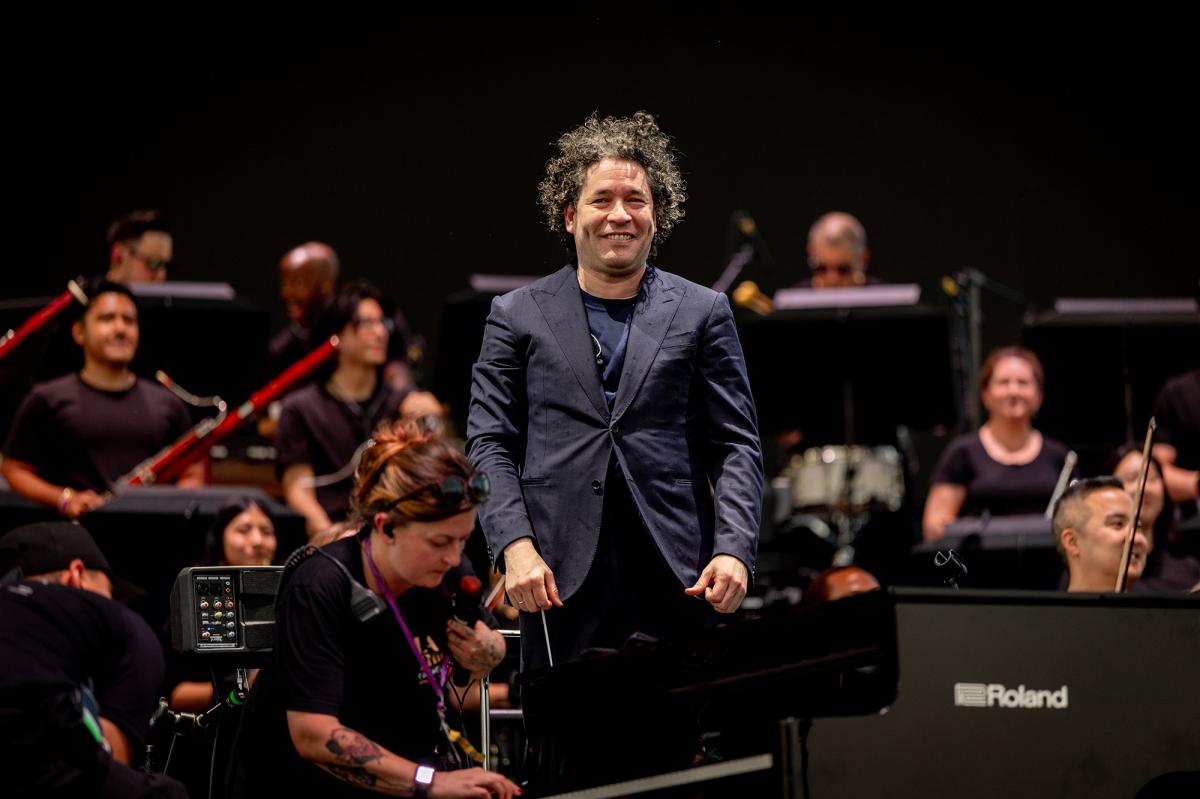 Uptown toasts the New York Philharmonic's Gustavo Dudamel, and other items from the column
