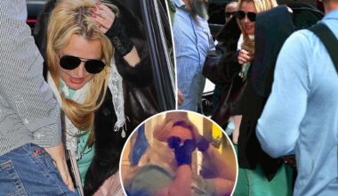 Britney Spears tries to go incognito at NYC restaurant