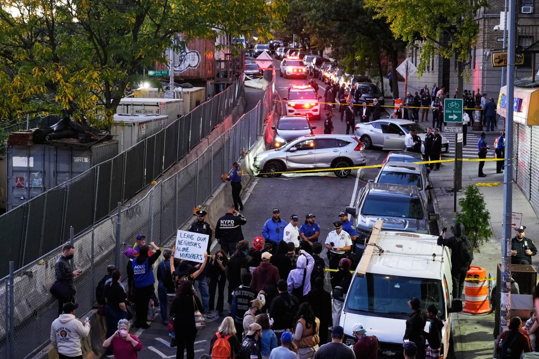 After Shooting, Mamdani Says He Wants ICE Out