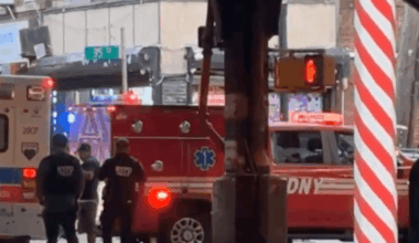 Man arrested in fatal stabbing of subway rider in Queens