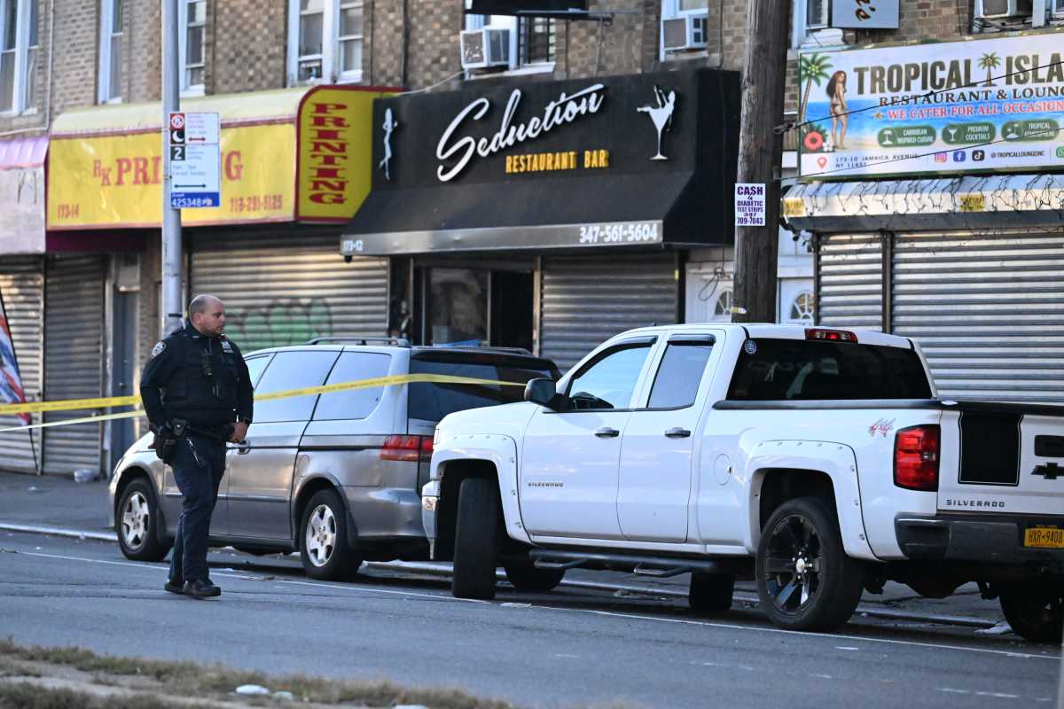 Murder in Queens: Man fatally stabbed outside nightclub in early-morning attack, cops say