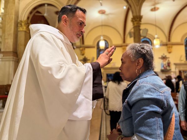 Diocese of Brooklyn Marks St. Francis of Assisi’s Passage From Earth to Heaven With Transitus