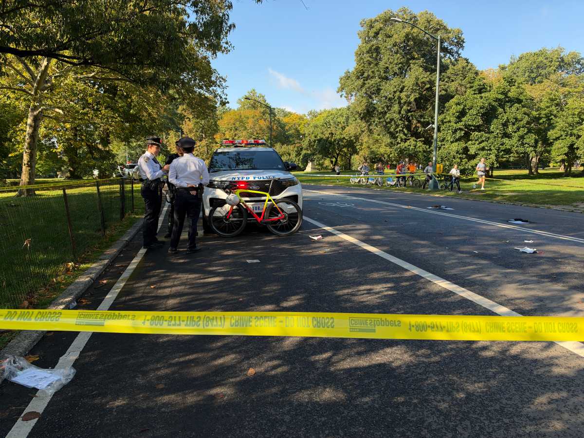 Senior cyclist in Central Park dies after colliding with a golden retriever: cops