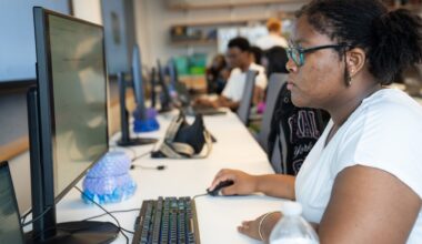 AI wary NYC students say the tech is still sneaking into classrooms